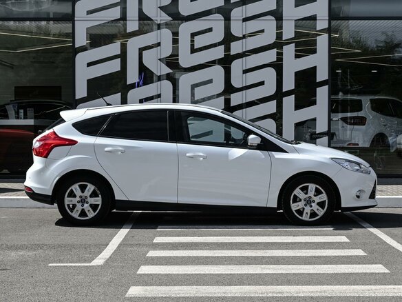 2011 Ford Focus III, белый, 669000 рублей - вид 4