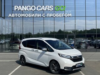 2022 Honda Freed+ II Рестайлинг, белый, 1636000 рублей, вид 3