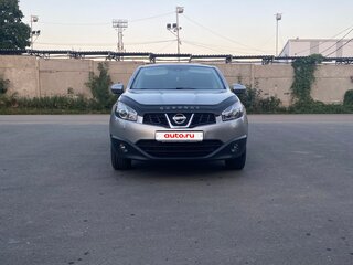 2011 Nissan Qashqai I Рестайлинг, серебристый, 1075000 рублей, вид 2