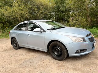 2011 Chevrolet Cruze I, серый, 600000 рублей, вид 3