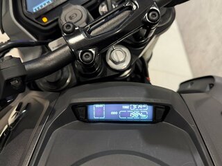 2025 Bajaj Dominar 400, серый, 390000 рублей, вид 5