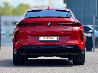 2020 BMW X6 M Competition III (F96), красный, 7990000 рублей, вид 4
