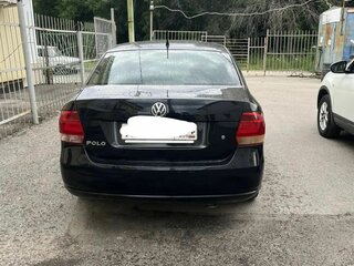 2013 Volkswagen Polo V, чёрный, 690000 рублей, вид 3