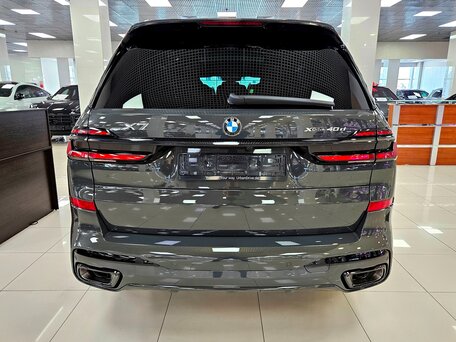2026 BMW X7 40d I (G07) Рестайлинг, серый, 17650000 рублей, вид 5
