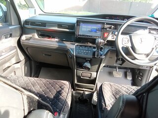 2016 Honda Stepwgn V, белый, 1970000 рублей, вид 5