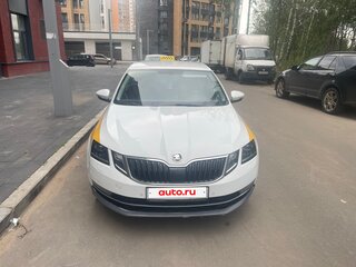 2019 Skoda Octavia III (A7) Рестайлинг, белый, 1700000 рублей, вид 1