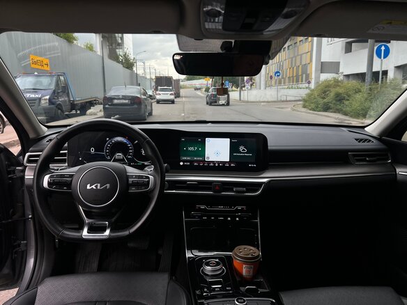 2023 Kia K5 III, серый, 2900000 рублей - вид 13