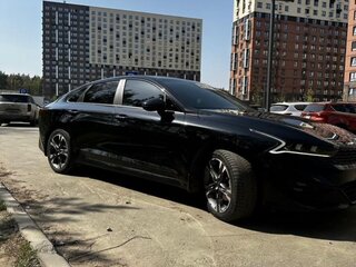 2021 Kia K5 III, чёрный, 2050000 рублей, вид 3