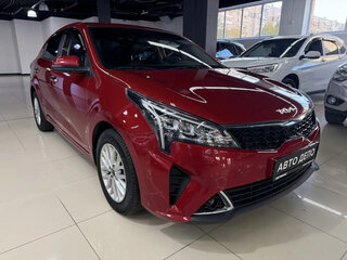 2021 Kia Rio IV Рестайлинг, красный, 1780000 рублей, вид 3