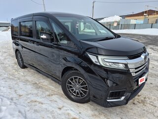 2018 Honda Stepwgn Spada V Рестайлинг, чёрный, 2200000 рублей, вид 2