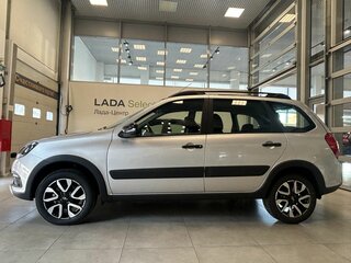 2026 Lada (ВАЗ) Granta Cross I Рестайлинг, серебристый, 1377090 рублей, вид 2