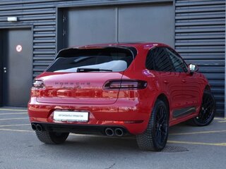 2017 Porsche Macan GTS I, красный, 3800000 рублей, вид 5