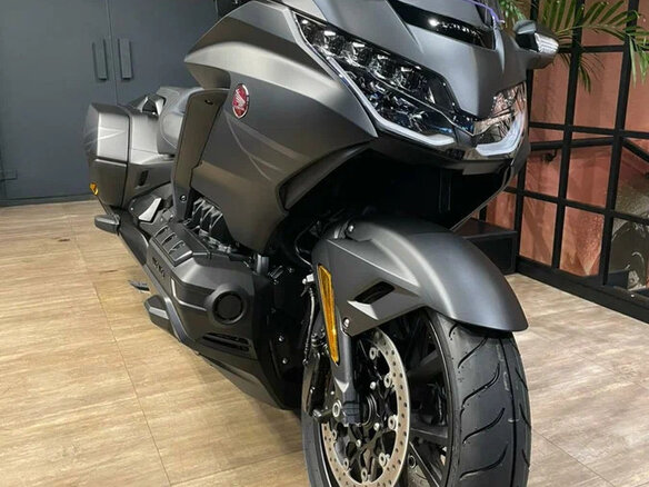 2026 Honda GL 1800 Gold Wing, чёрный, 3850000 рублей - вид 8