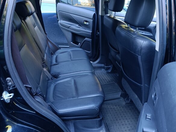 2013 Mitsubishi Outlander III, чёрный - вид 20