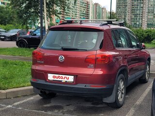 2011 Volkswagen Tiguan I Рестайлинг, красный, 950000 рублей, вид 4