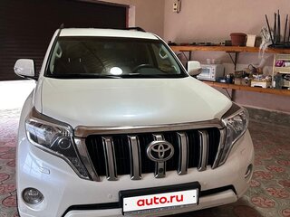 2017 Toyota Land Cruiser Prado 150 Series Рестайлинг 1, белый, 5200000 рублей, вид 2