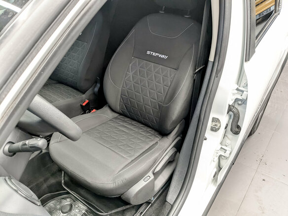 2018 Renault Sandero Stepway II Рестайлинг, белый - вид 19