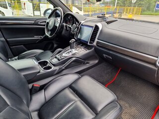 2013 Porsche Cayenne II (958), чёрный, 2590000 рублей, вид 3