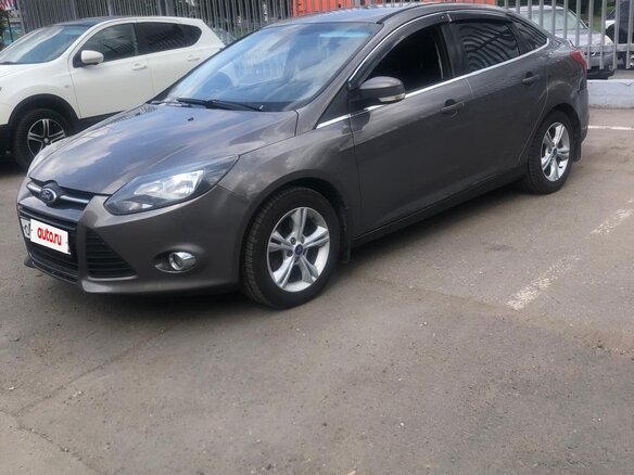 2013 Ford Focus III, коричневый, 700000 рублей