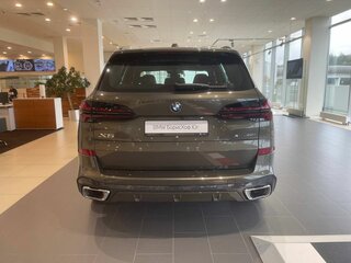 2026 BMW X5 40i IV (G05/G18) Рестайлинг, серый, 15500000 рублей, вид 5
