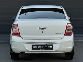 2014 Chevrolet Cobalt II, бежевый, 661000 рублей, вид 5