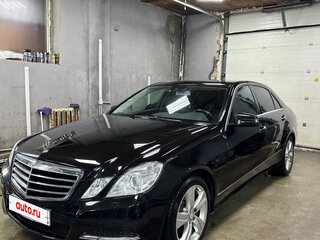 2011 Mercedes-Benz E-Класс 350 IV (W212, S212, C207), чёрный, 1700000 рублей, вид 1