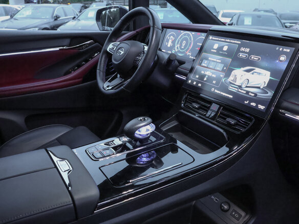 2023 GAC M8, чёрный, 3744000 рублей - вид 8