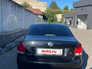 2015 Volkswagen Polo V, чёрный, 780000 рублей, вид 4