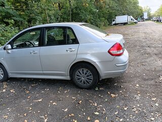 2011 Nissan Tiida I Рестайлинг, серебристый, 370000 рублей, вид 5