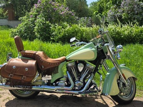 2009 Indian Chief Deluxe, зелёный, 3500000 рублей, вид 2