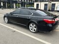 2010 Lexus LS 460 IV Рестайлинг, чёрный, 1300000 рублей - вид 4