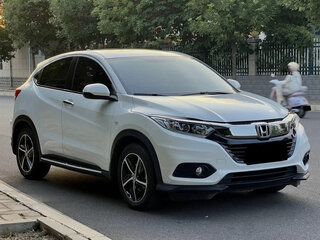 2022 Honda Vezel I Рестайлинг, белый, 1560000 рублей, вид 1