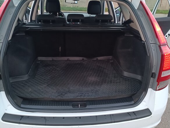 2011 Kia Ceed I Рестайлинг, белый, 780000 рублей - вид 12