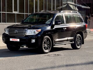 2012 Toyota Land Cruiser 200 Series Рестайлинг 1, чёрный, 3300000 рублей, вид 1