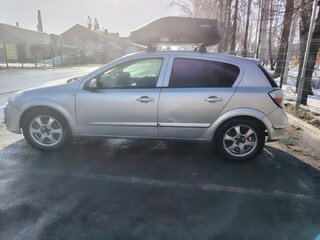 2007 Opel Astra H Рестайлинг, серебристый, 300000 рублей, вид 4