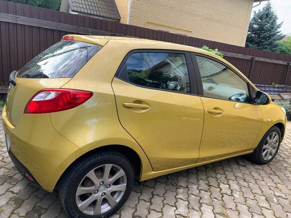 2008 Mazda 2 II (DE), жёлтый, 490000 рублей - вид 2