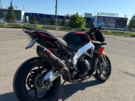 2018 Aprilia Tuono V4, чёрный, 990000 рублей, вид 3