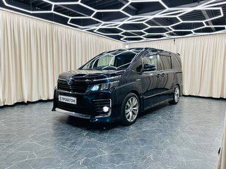 2016 Toyota Voxy III (R80), синий, 1899000 рублей, вид 2