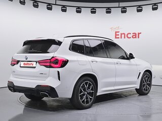 2022 BMW X3 20i xDrive III (G01) Рестайлинг, белый, 4590000 рублей, вид 2
