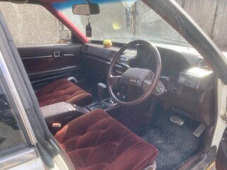 1985 Toyota Mark II V (X70), белый, 200000 рублей, вид 5