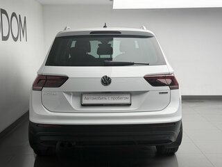 2019 Volkswagen Tiguan II, белый, 2178000 рублей, вид 3