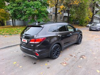 2017 Hyundai Santa Fe Grand III Рестайлинг, коричневый, 2350000 рублей, вид 4
