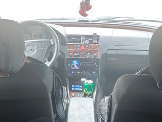 1998 Mercedes-Benz C-Класс 250 I (W202) Рестайлинг, белый, 260000 рублей, вид 5