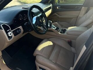 2019 Porsche Cayenne III, серый, 5300000 рублей, вид 4