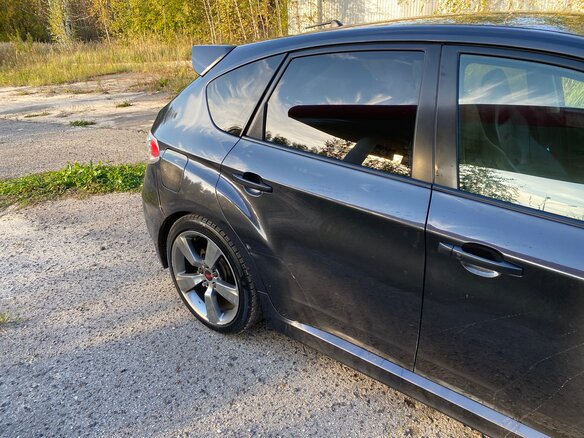 2011 Subaru Impreza WRX III Рестайлинг, серый - вид 7