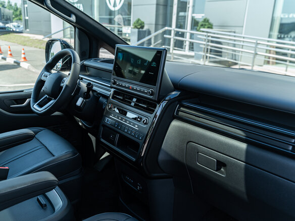 2026 Hyundai Staria I, чёрный, 10750000 рублей - вид 14