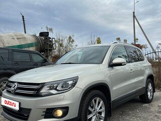 2011 Volkswagen Tiguan I Рестайлинг, серебристый, 1140000 рублей, вид 1