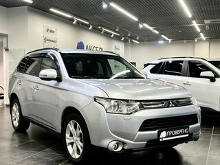 2012 Mitsubishi Outlander III, серебристый, 1365000 рублей, вид 1
