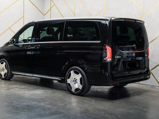 2026 Mercedes-Benz V-Класс Long 300 d длинный III (W447) Рестайлинг 2, чёрный, 13700000 рублей, вид 2