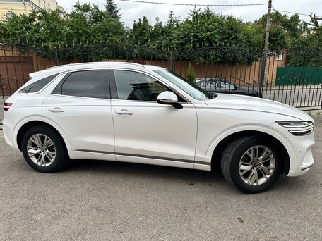 2021 Genesis GV70 I, белый, 4300000 рублей, вид 3